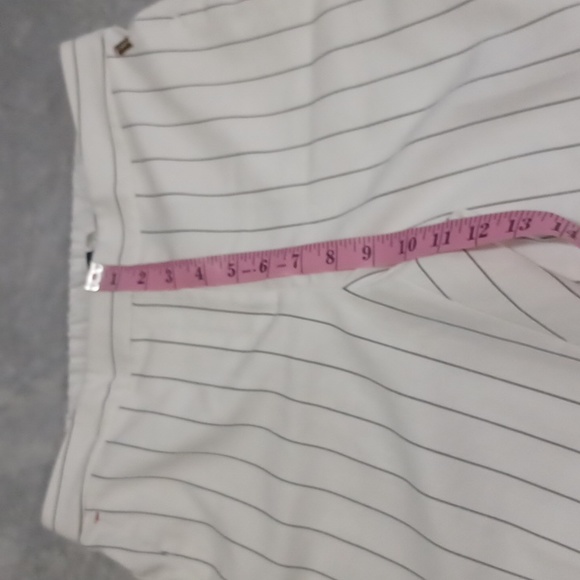 Tommy Hilfiger Wpmen' Striped Black White  Elastic Back Waist Dress Pants size 6 - Picture 10 of 12